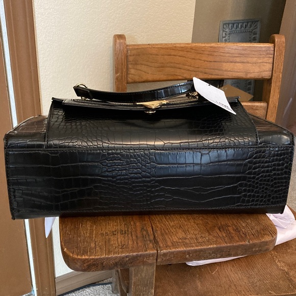 Love Moschino Croc Embossed Vegan Leather Heart Charm Tote with Dust Bag NWT - Picture 10 of 12